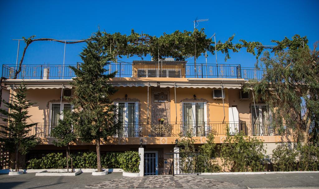 Golden Sun Rooms Pyrgi Thermis Esterno foto