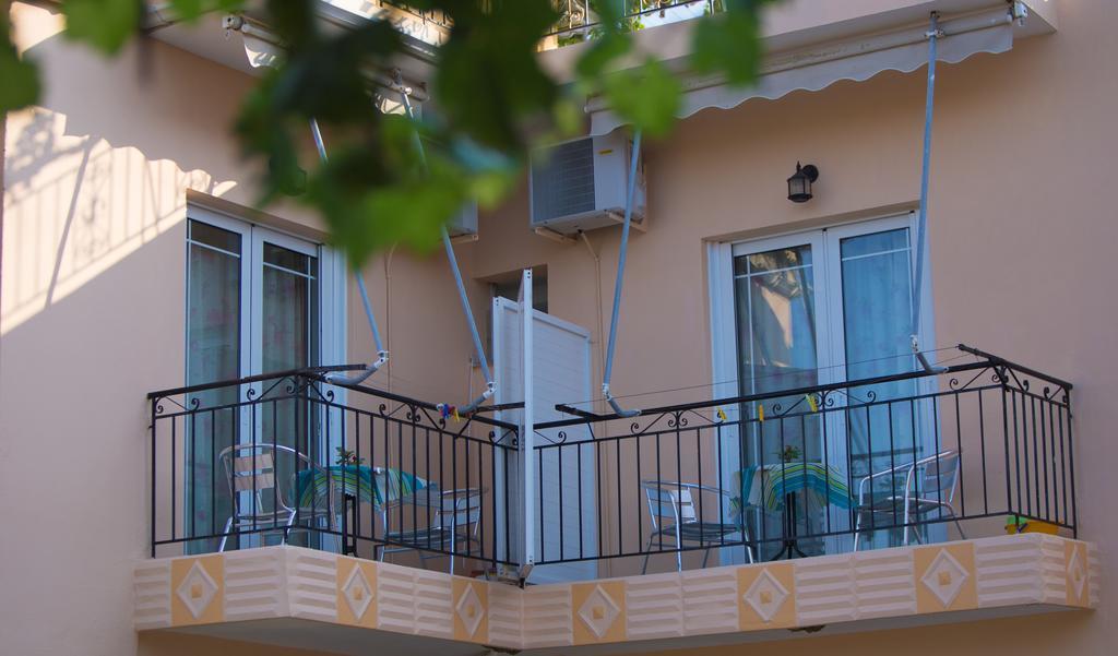 Golden Sun Rooms Pyrgi Thermis Esterno foto